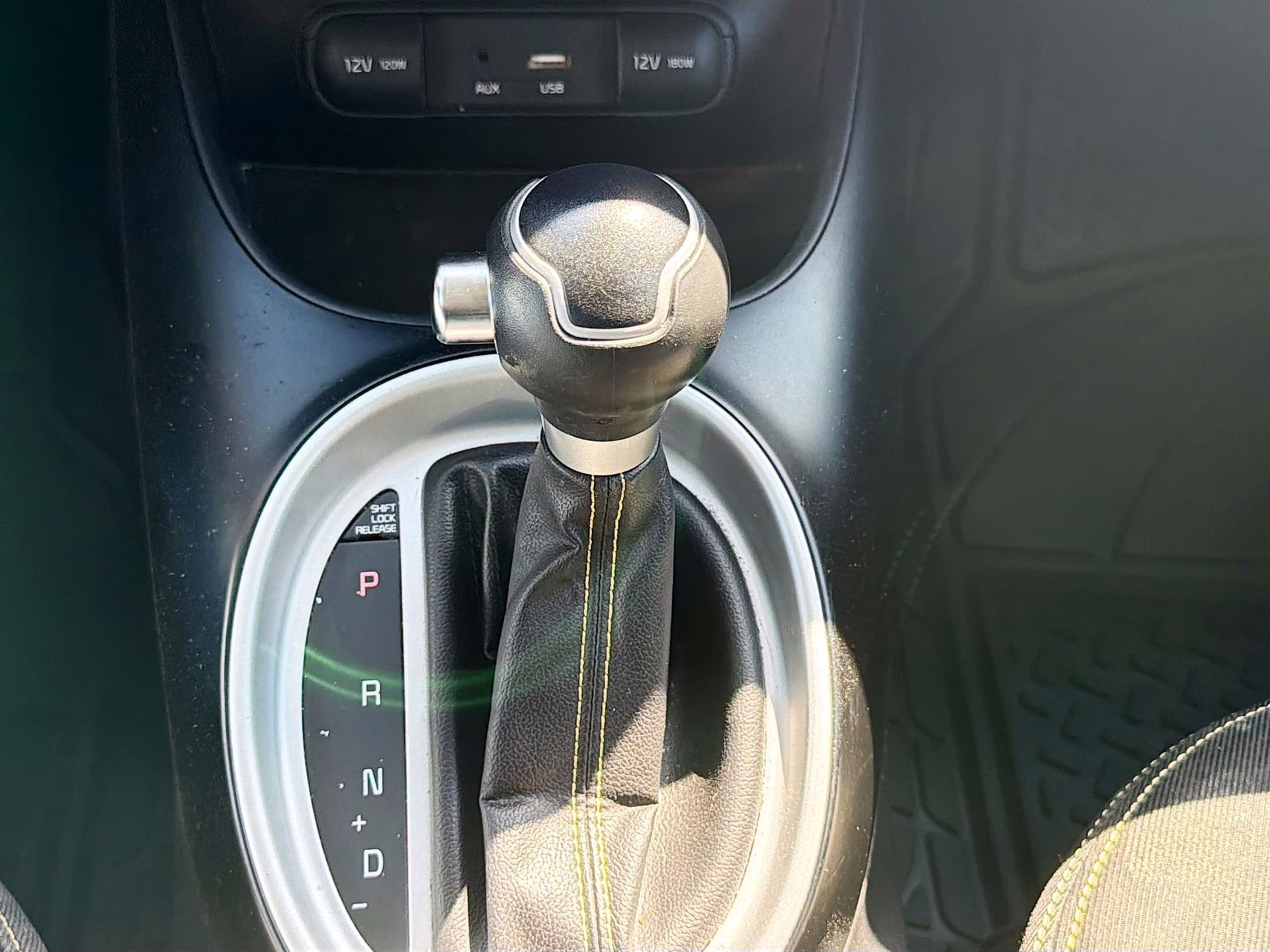 2016 Bright Silver Kia Soul Plus FWD Hatchback