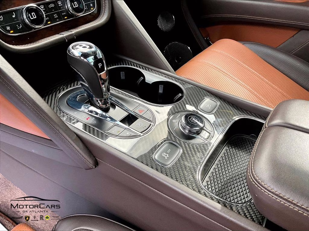 2023 Glacier White Bentley Bentayga EWB AWD SUV