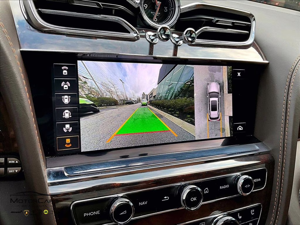 2023 Glacier White Bentley Bentayga EWB AWD SUV