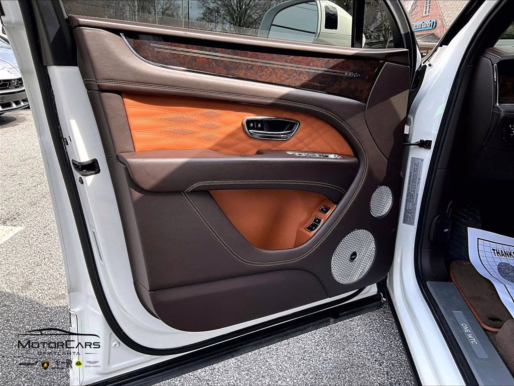 2023 Glacier White Bentley Bentayga EWB AWD SUV