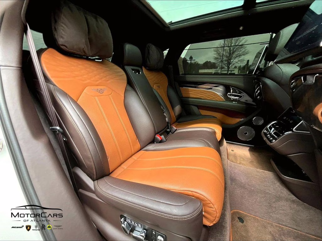 2023 Glacier White Bentley Bentayga EWB AWD SUV