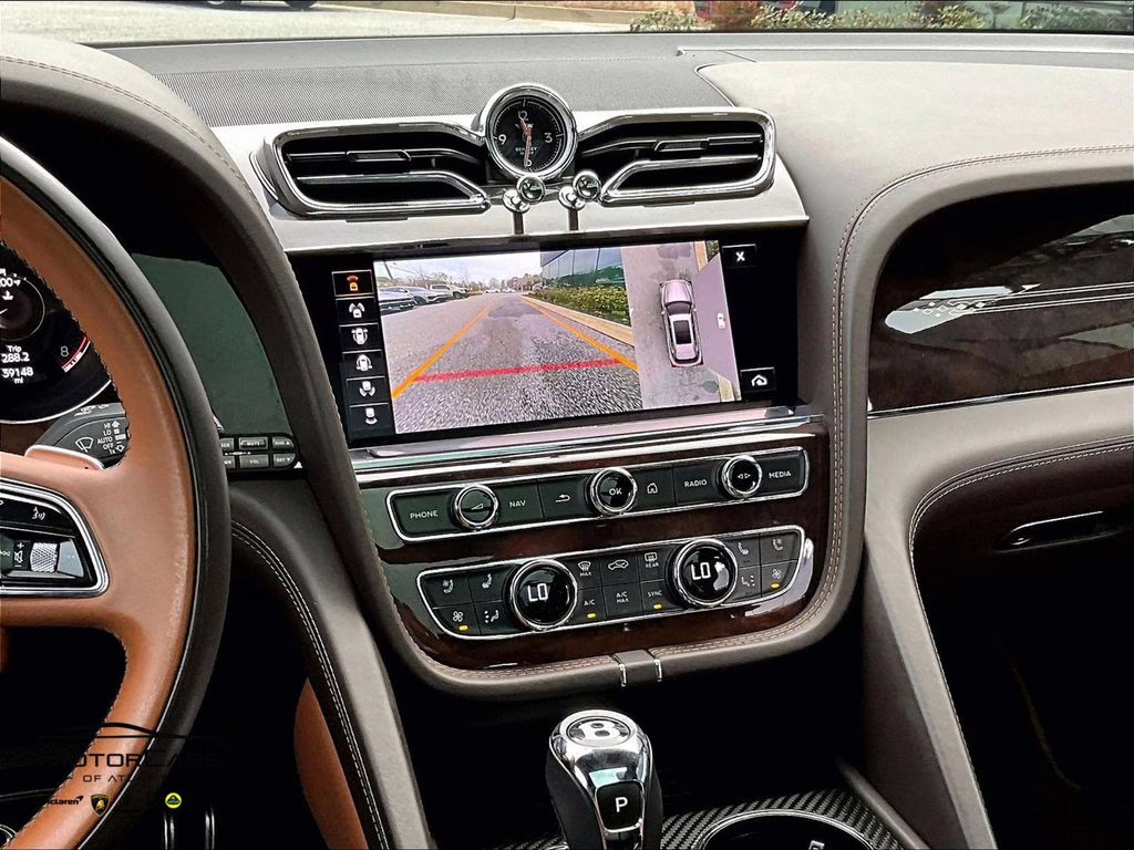 2023 Glacier White Bentley Bentayga EWB AWD SUV