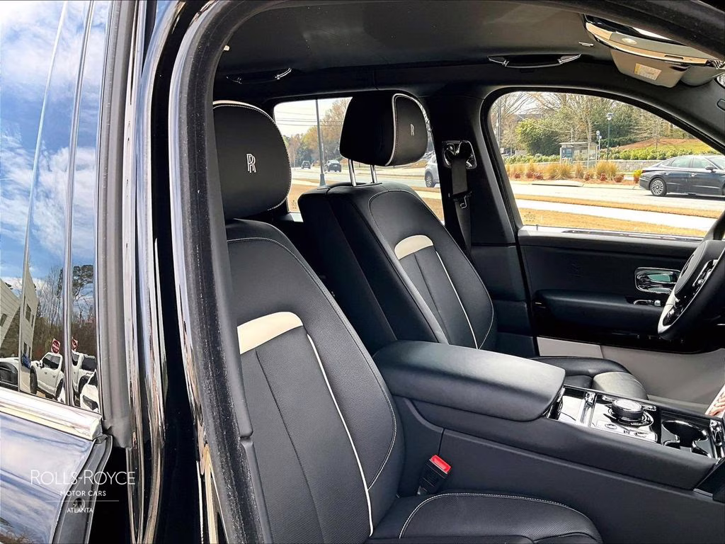 2020 Black Diamond Rolls-Royce Cullinan AWD SUV