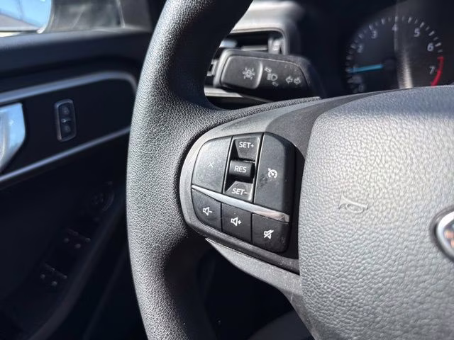 2021 Iconic Silver Metallic Ford Explorer Base 4X4 SUV