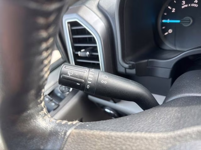 2019 Blue Ford F-150 XLT 4X4 Truck