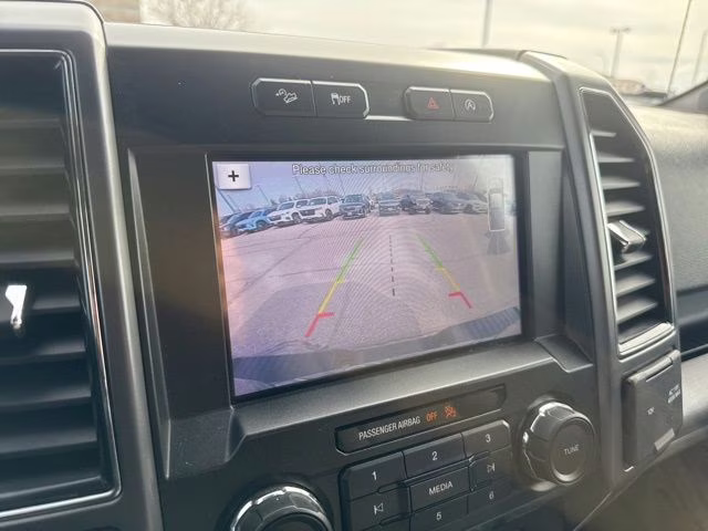 2019 Blue Ford F-150 XLT 4X4 Truck