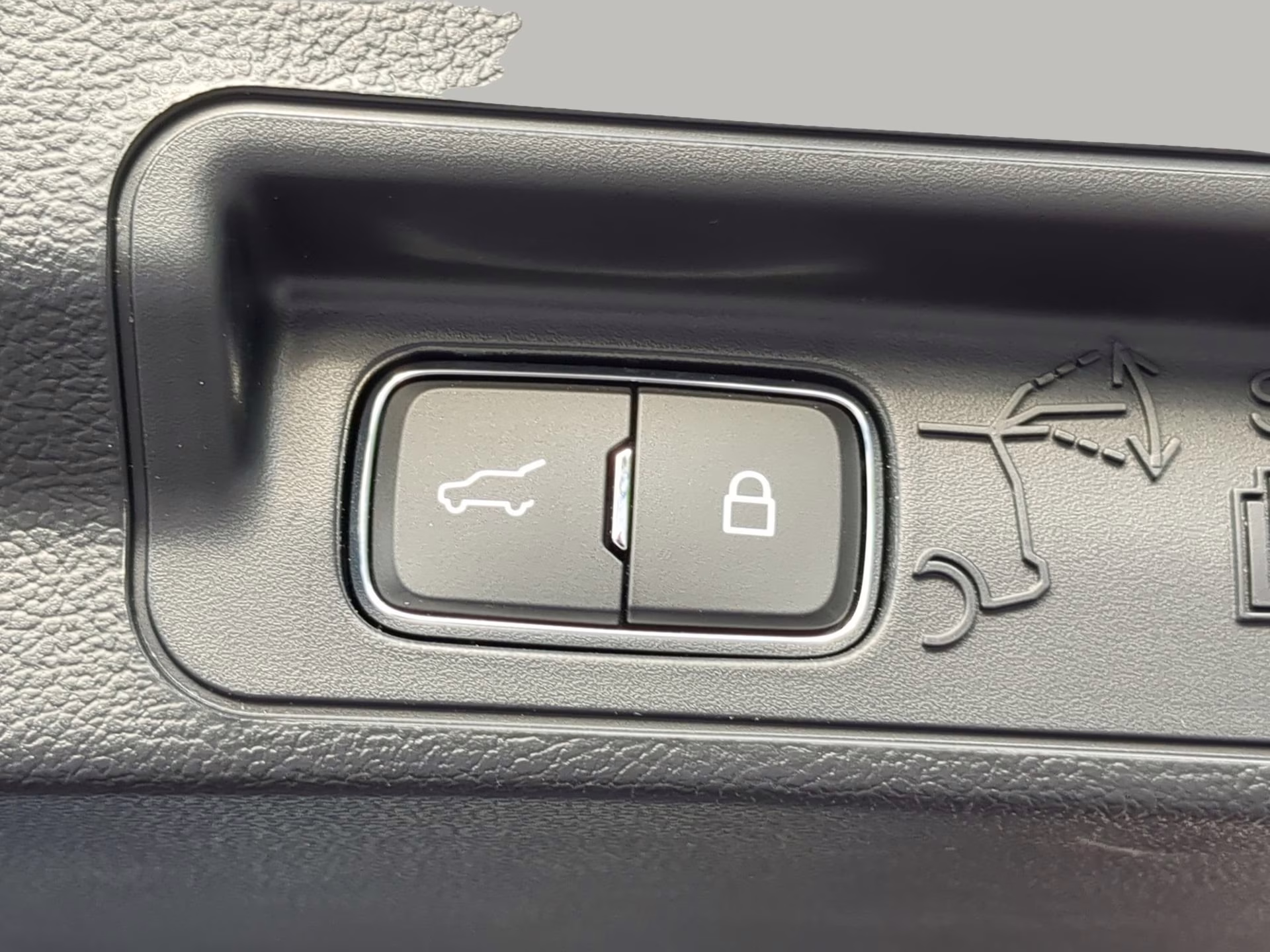 2023 Rapid Red Metallic Tinted Clearcoat Ford Explorer ST 4X4 SUV