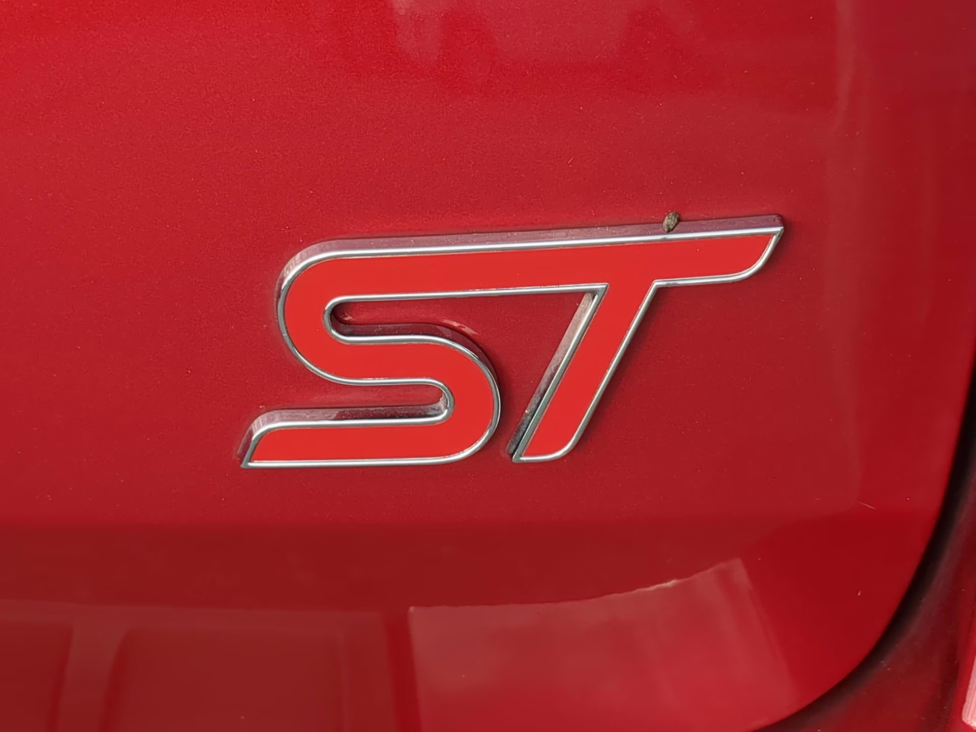 2023 Rapid Red Metallic Tinted Clearcoat Ford Explorer ST 4X4 SUV