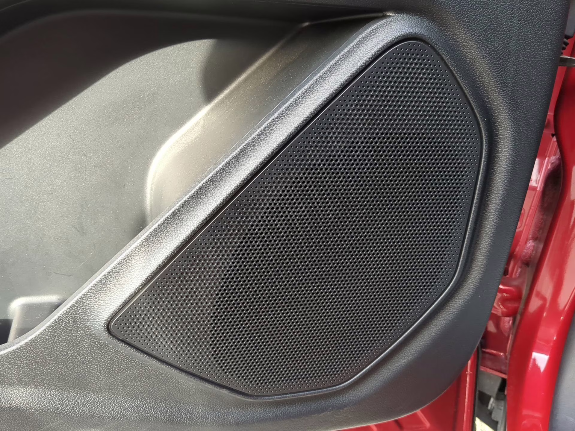 2023 Rapid Red Metallic Tinted Clearcoat Ford Explorer ST 4X4 SUV