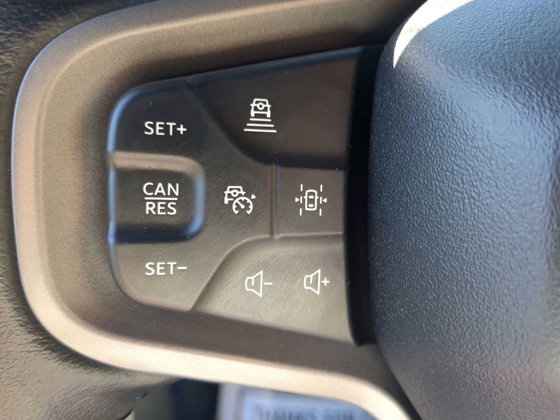 2024 Iconic Silver Metallic Ford Bronco Wildtrak 4X4 Convertible