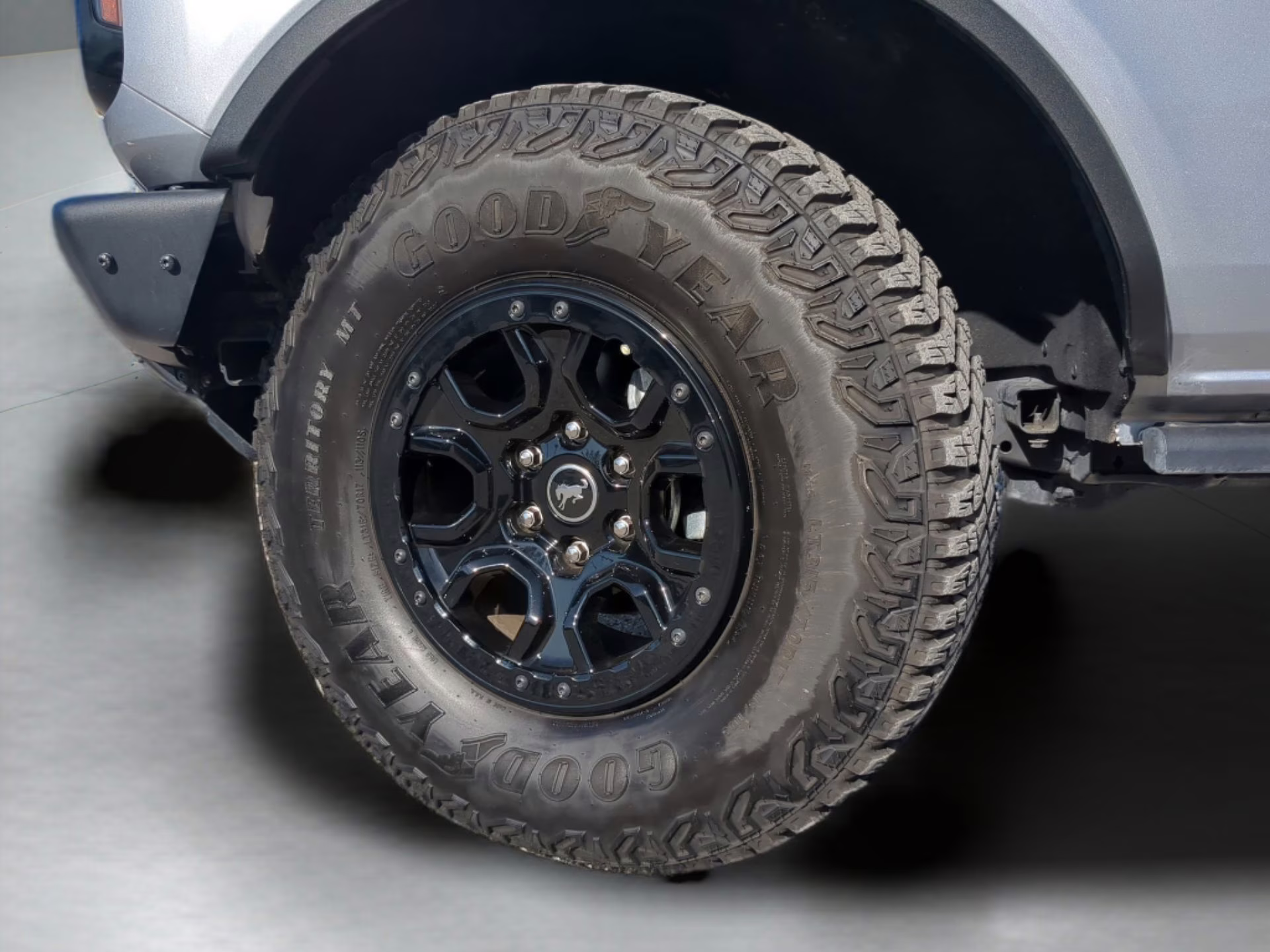 2024 Iconic Silver Metallic Ford Bronco Wildtrak 4X4 Convertible