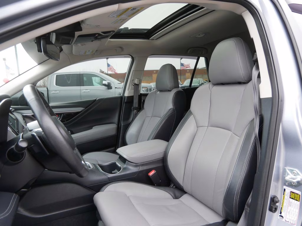 2024 Ice Silver Metallic Subaru Outback Limited AWD SUV