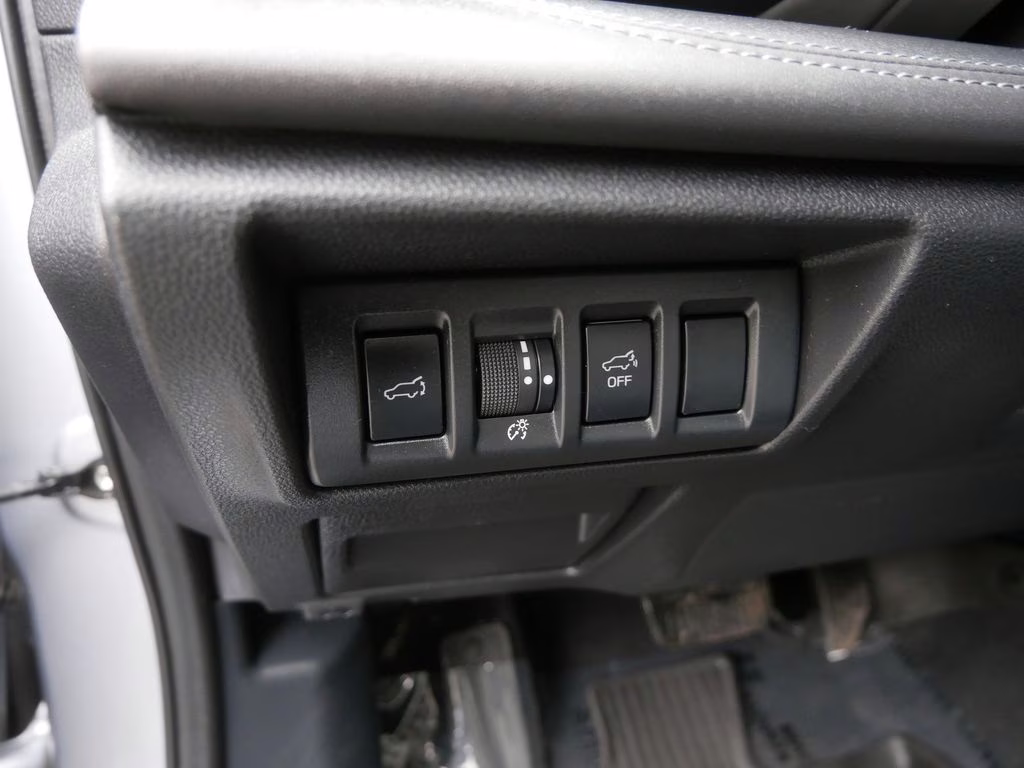 2024 Ice Silver Metallic Subaru Outback Limited AWD SUV