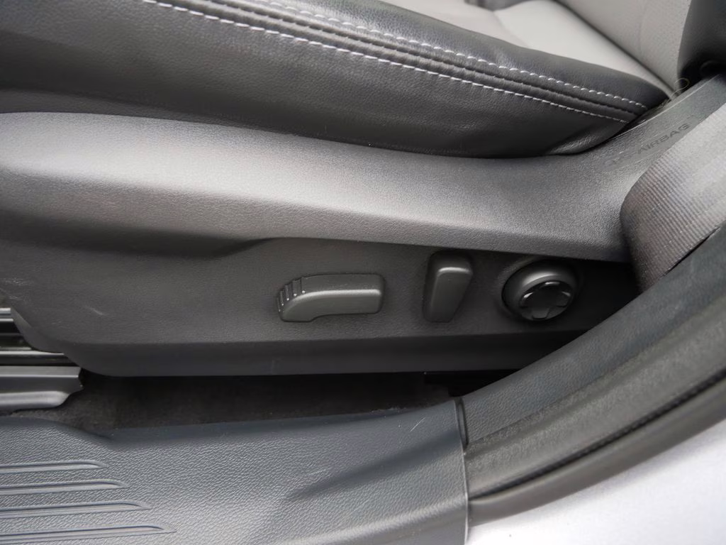 2024 Ice Silver Metallic Subaru Outback Limited AWD SUV