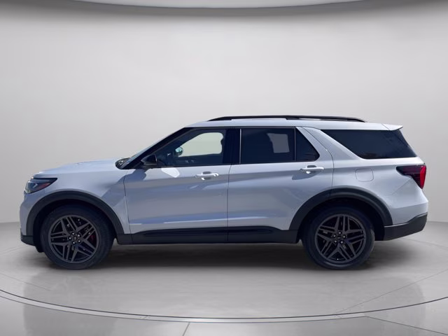 2026 Space White Metallic Ford Explorer ST RWD SUV