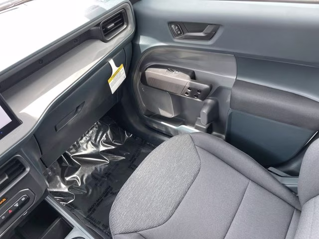 2026 Oxford White Ford Maverick XL FWD Truck