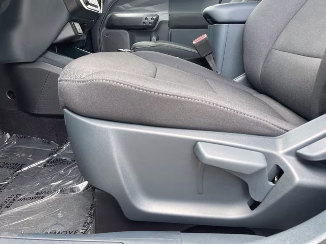 2026 Oxford White Ford Maverick XL FWD Truck