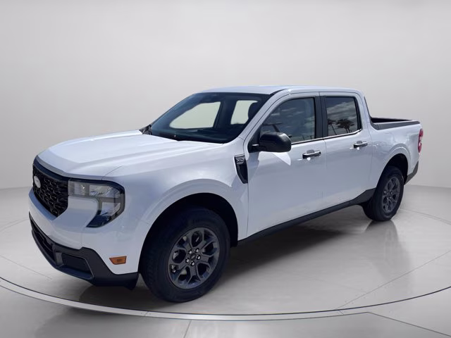 2026 Oxford White Ford Maverick XLT FWD Truck