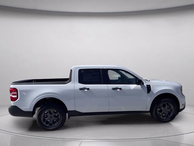 2026 Oxford White Ford Maverick XLT FWD Truck