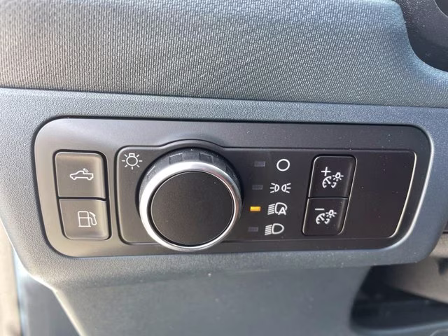 2026 Oxford White Ford Maverick XLT FWD Truck
