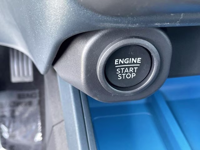 2026 Oxford White Ford Maverick XLT FWD Truck