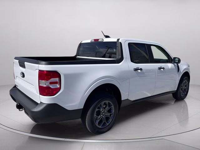 2026 Oxford White Ford Maverick XLT FWD Truck