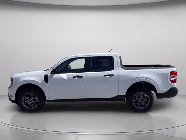 2026 Oxford White Ford Maverick XLT FWD Truck