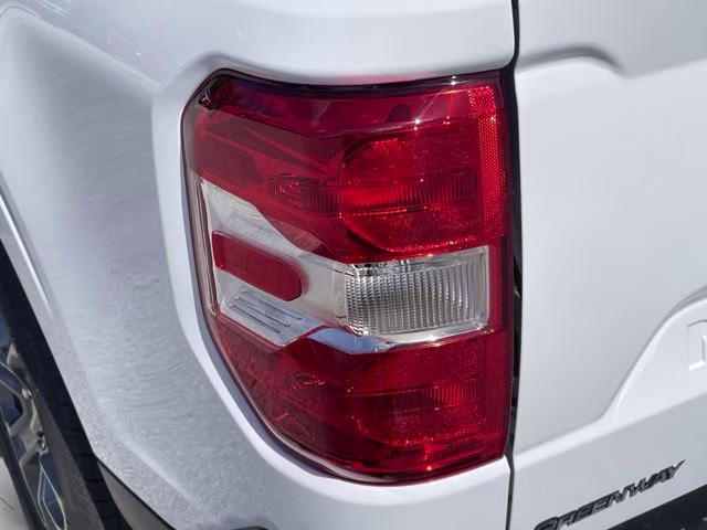 2026 Oxford White Ford Maverick XLT FWD Truck
