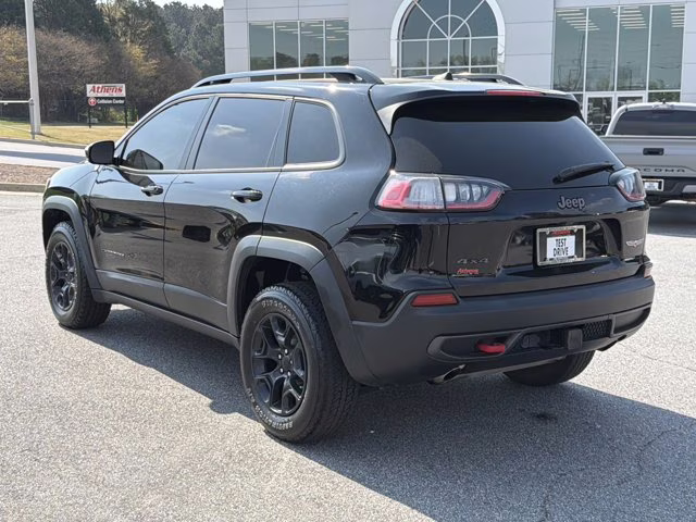 2022 Diamond Black Crystal Pearlcoat Jeep Cherokee Trailhawk 4X4 SUV