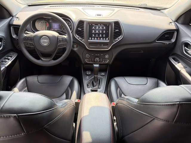 2022 Diamond Black Crystal Pearlcoat Jeep Cherokee Trailhawk 4X4 SUV