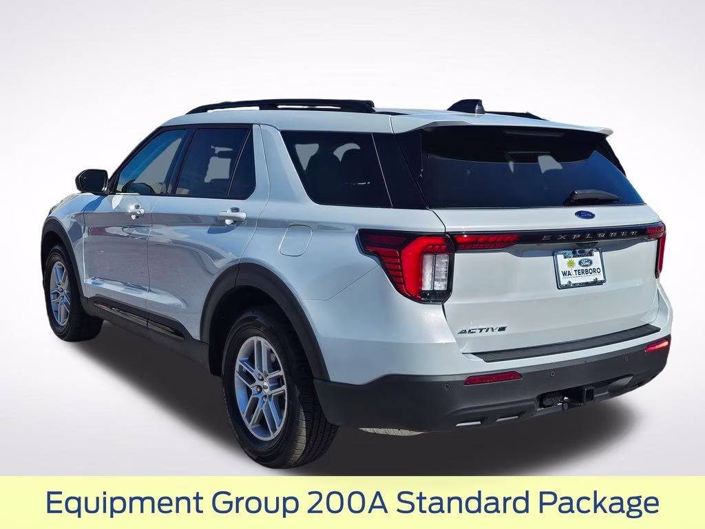 2026 Space White Metallic Ford Explorer Active RWD SUV