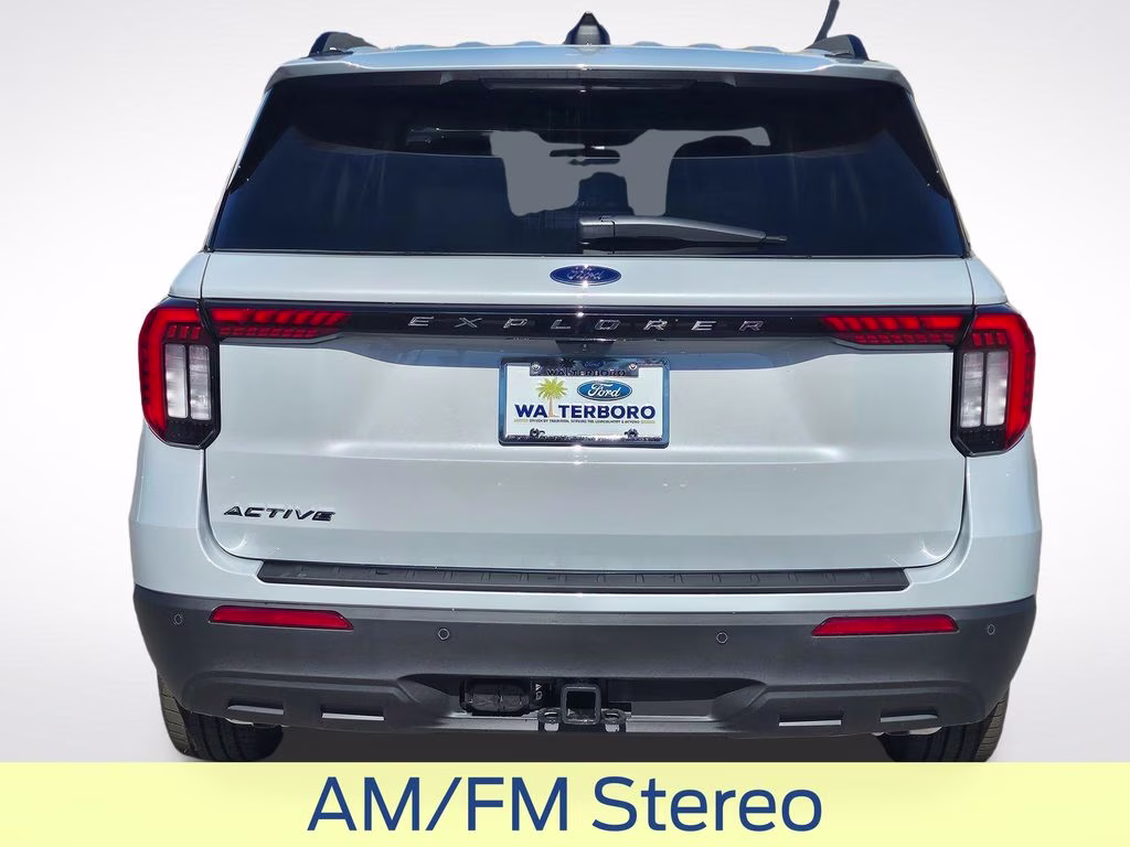 2026 Space White Metallic Ford Explorer Active RWD SUV