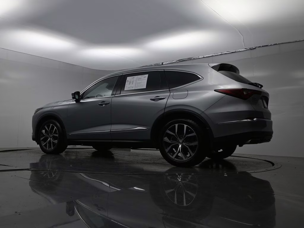 2022 Silver Acura MDX Technology FWD SUV