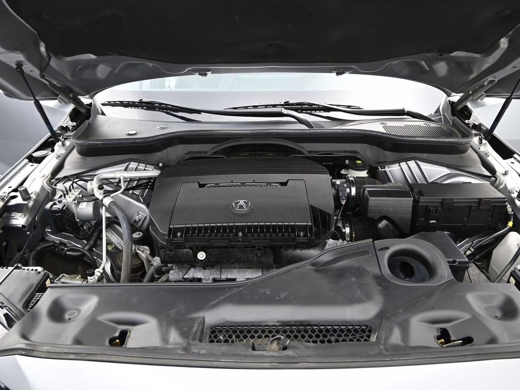 2022 Silver Acura MDX Technology FWD SUV