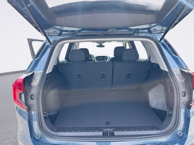 2024 Downpour Metallic GMC Terrain SLE FWD SUV