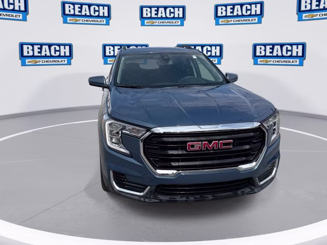 2024 Downpour Metallic GMC Terrain SLE FWD SUV