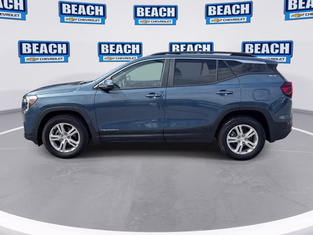 2024 Downpour Metallic GMC Terrain SLE FWD SUV