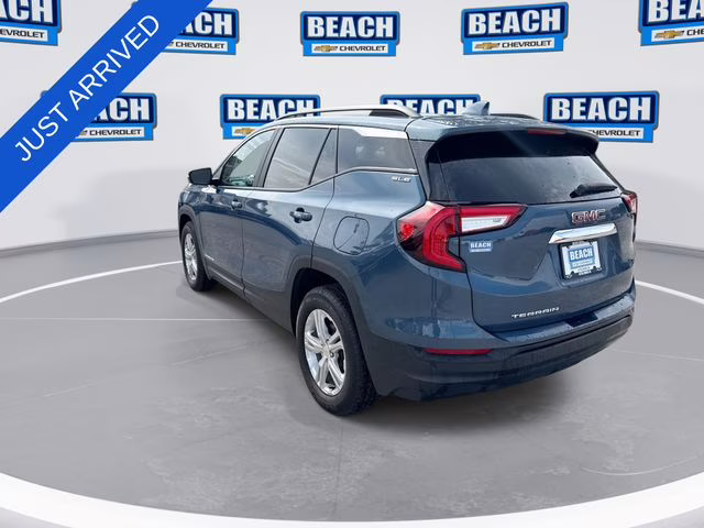 2024 Downpour Metallic GMC Terrain SLE FWD SUV