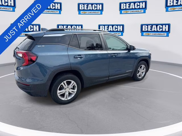 2024 Downpour Metallic GMC Terrain SLE FWD SUV