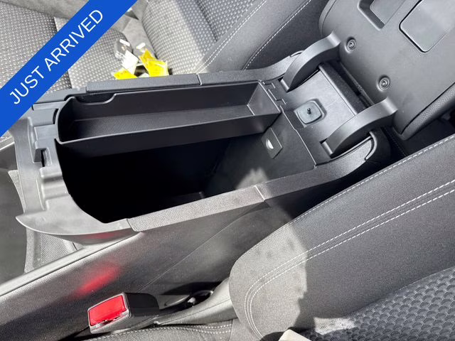 2024 Downpour Metallic GMC Terrain SLE FWD SUV