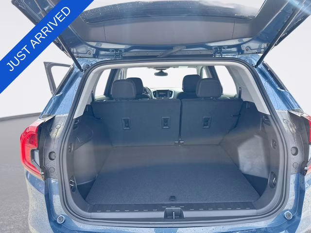 2024 Downpour Metallic GMC Terrain SLE FWD SUV