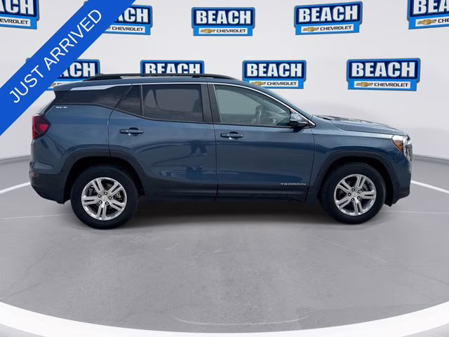 2024 Downpour Metallic GMC Terrain SLE FWD SUV