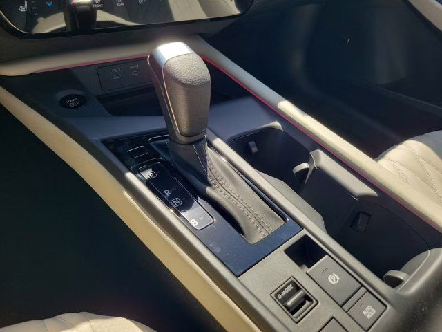 2026 Gun Metallic Nissan Sentra SL FWD Sedan