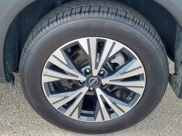 2023 Gun Metallic Nissan Rogue SV AWD SUV