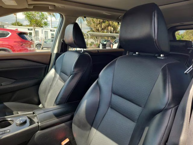 2023 Gun Metallic Nissan Rogue SV AWD SUV