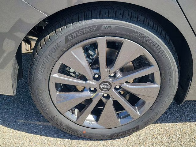 2026 Gun Metallic Nissan Sentra SL FWD Sedan