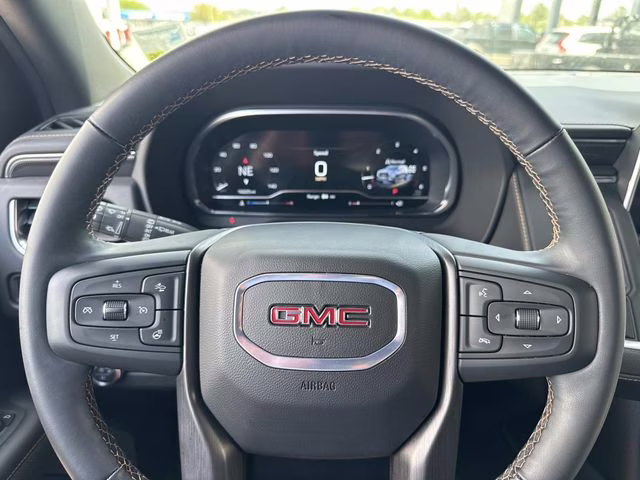 2024 White Frost GMC Yukon XL AT4 4X4 SUV