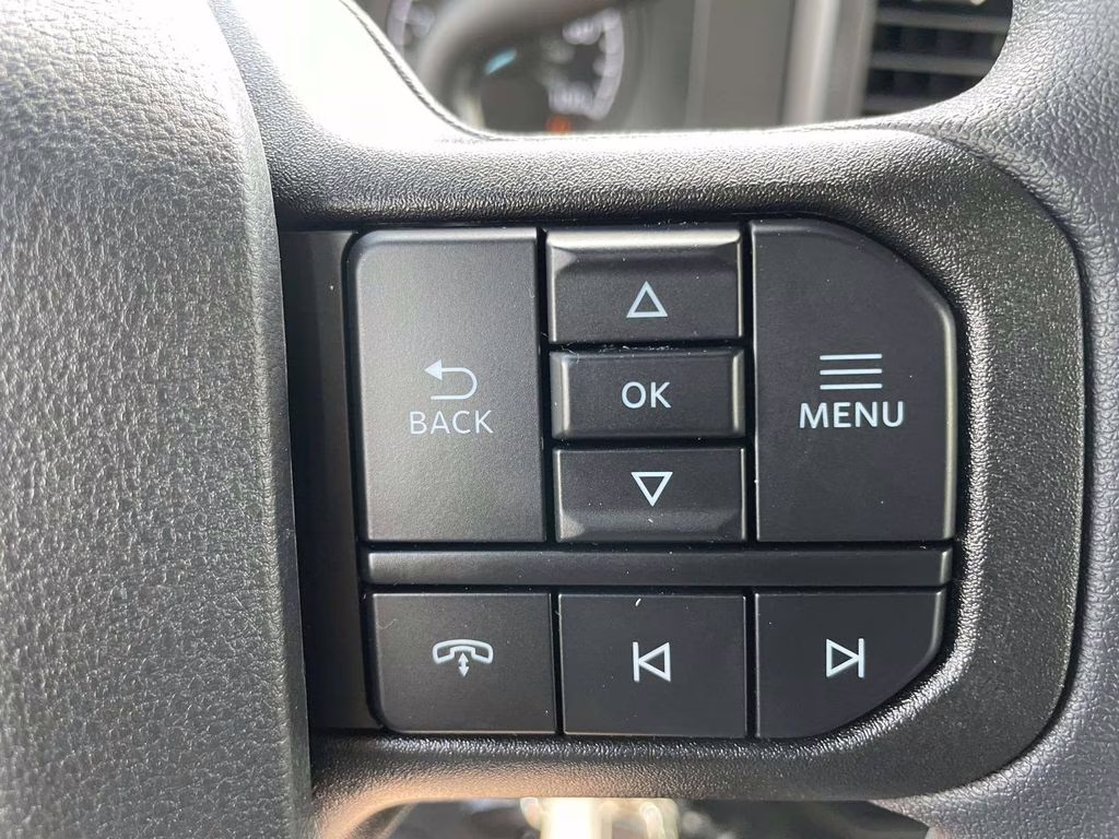 2026 Oxford White Ford Super Duty F-350 DRW XL RWD Chassis