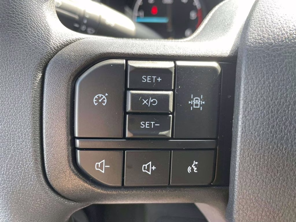 2026 Oxford White Ford Super Duty F-550 DRW XL 4X4 Chassis