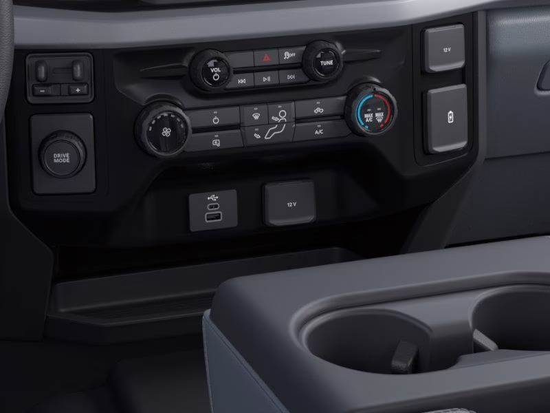 2026 Oxford White Ford Super Duty F-350 DRW XL RWD Chassis